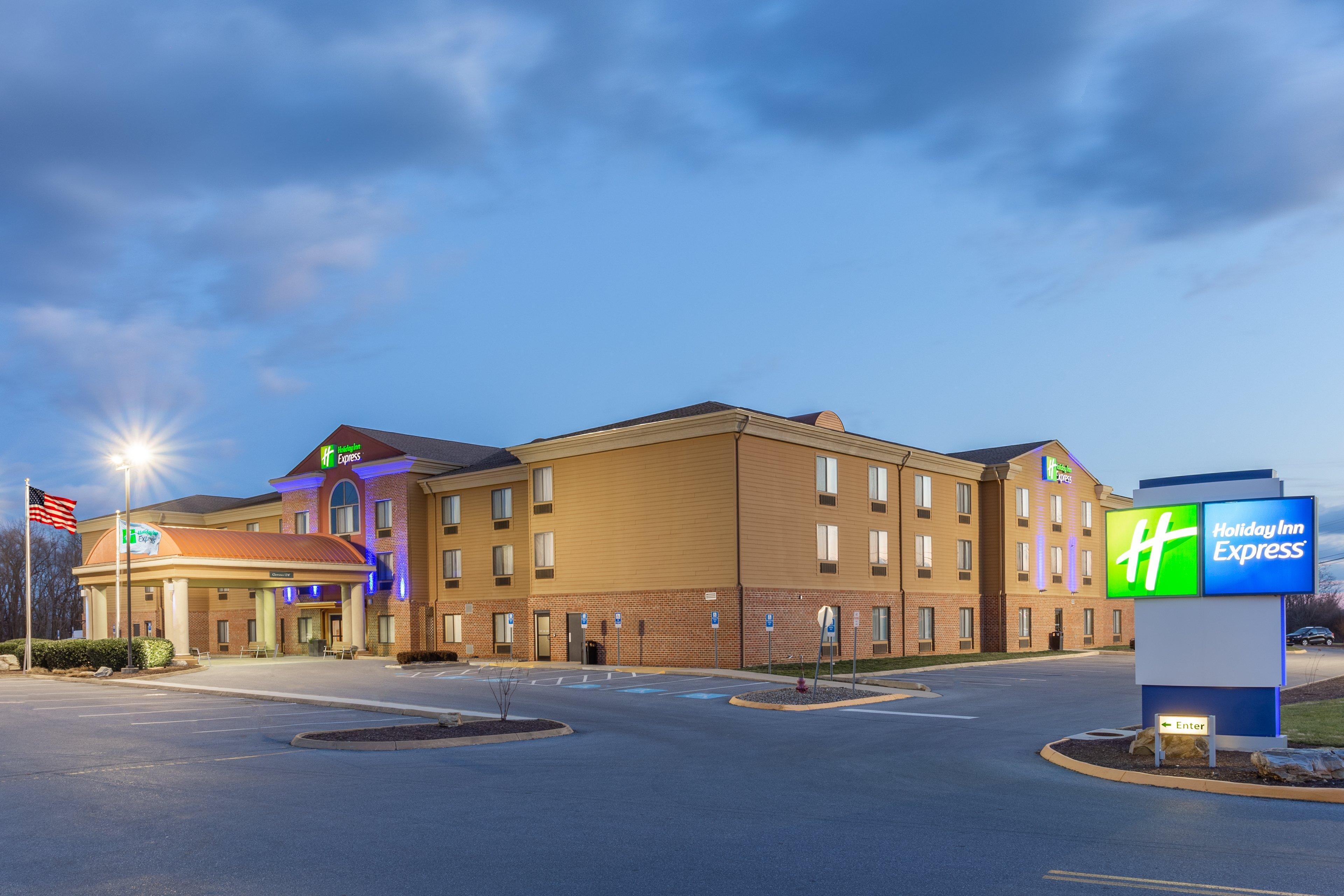 Holiday Inn Express Charles Town By Ihg Shenandoah Junction Екстер'єр фото