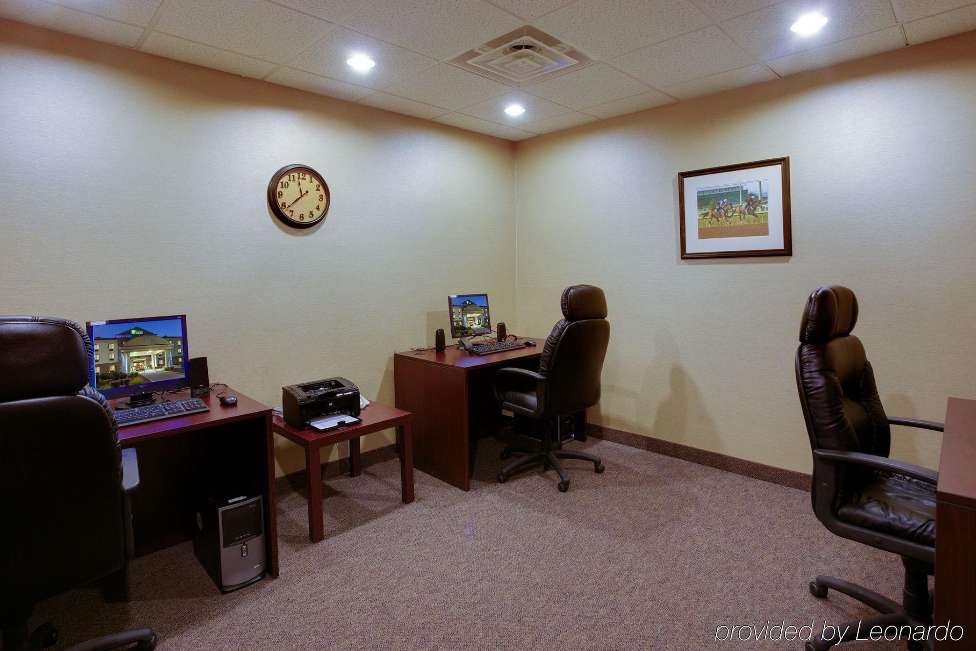 Holiday Inn Express Charles Town By Ihg Shenandoah Junction Екстер'єр фото